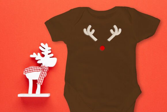 Reviewing Reindeer Face Mini Embroidery for Boutique Apparel